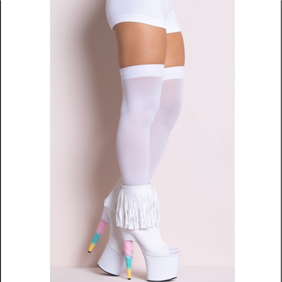 Thigh high - Picture 1 of 2